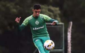 Carioca: Fluminense acerta com zagueiro do Atlético-MG, Vítor Mendes