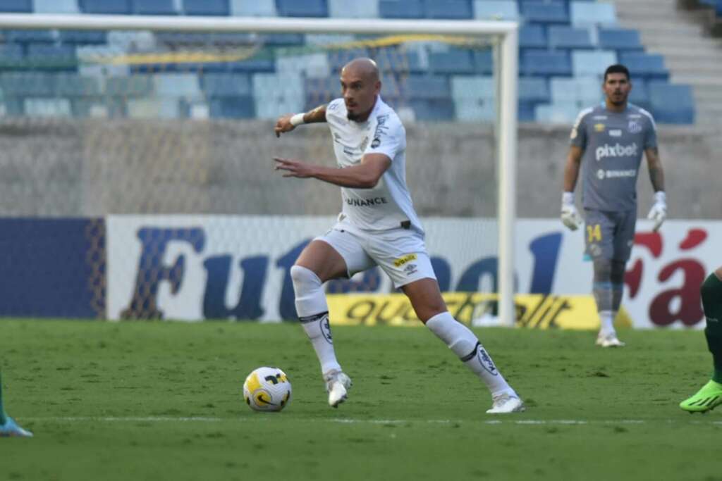João Paulo elege calor como vilão do Santos e diz que empate deve ser valorizado 2 mAICON