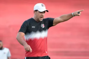 Série D: Santa Cruz anuncia demissão de treinador após novo fracasso