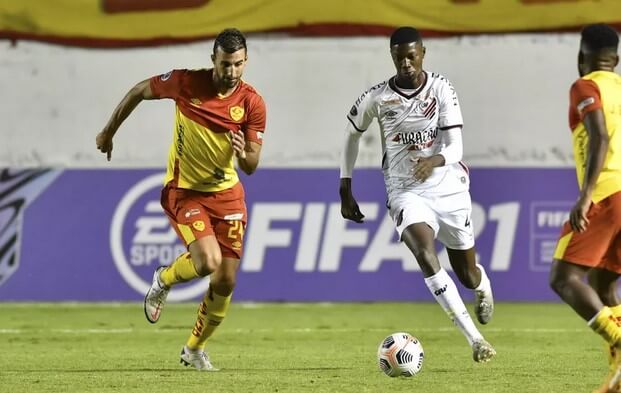 matheus babi atacante athletico pr