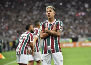 Clube da Itália faz nova proposta por atacante do Fluminense