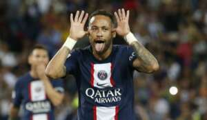 Neymar e Curry interagem nas redes após comemoração de gol: 'Night night, craque'