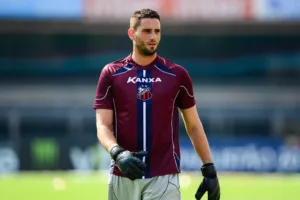 Juventude contrata goleiro titular de time da Série B