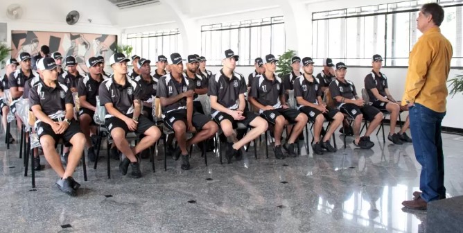 ponte preta apresenta casa noca sub 20 1