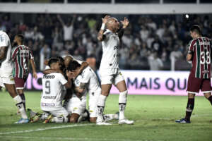 Lisca assume missão de 'encorajar' Santos antes de sequência como visitante