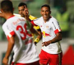 Sorriso lança parceria inédita com o jogador Sorriso, do Red Bull Bragantino