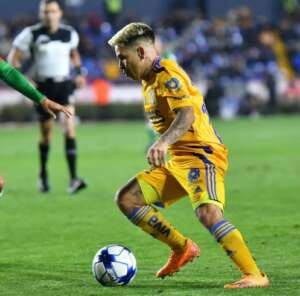 Santos negocia retorno de atacante venezuelano ao futebol brasileiro