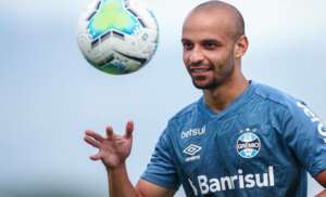 Série B: Mesmo dez pontos atrás do Cruzeiro, meia do Grêmio crava: 'Vamos buscar'