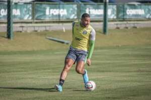 Em crise no Brasileirão, Coritiba reintegra jogadores afastados