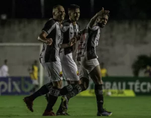 Série C: Camilo, do Botafogo-PB, confessa tristeza no vestiário