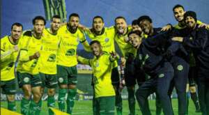 Série C: Jogador perde a cabeça e chuta gandula