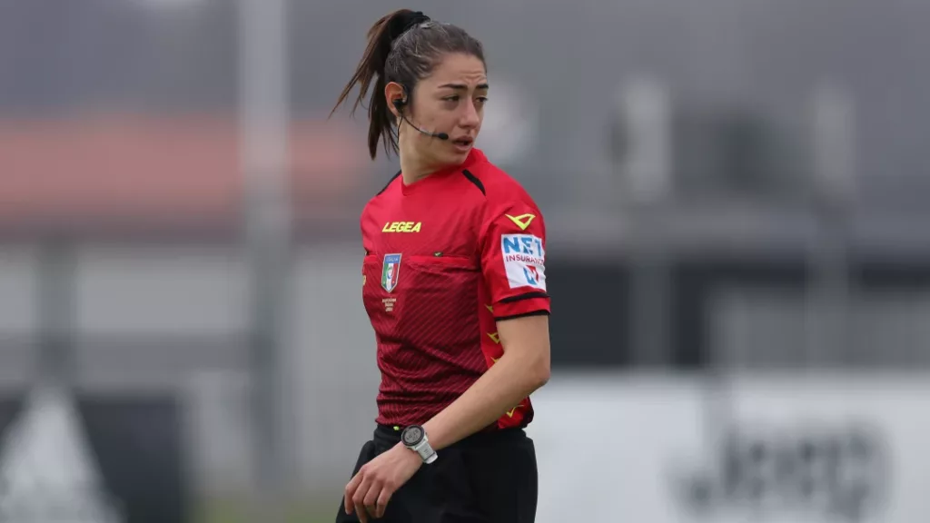 Série A do Campeonato Italiano vai ter primeiro jogo com arbitragem feminina 2 01g70pjefk0ybwjfh53y