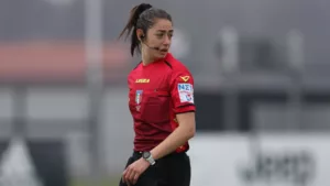 Série A do Campeonato Italiano vai ter primeiro jogo com arbitragem feminina