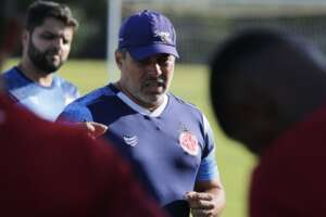 Série D: Técnico do América-RN quer furar a defesa do São Bernardo