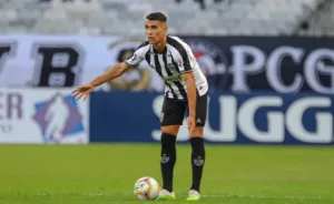 Alonso defende Zaracho contra operação 'disk balada' da torcida do Atlético-MG