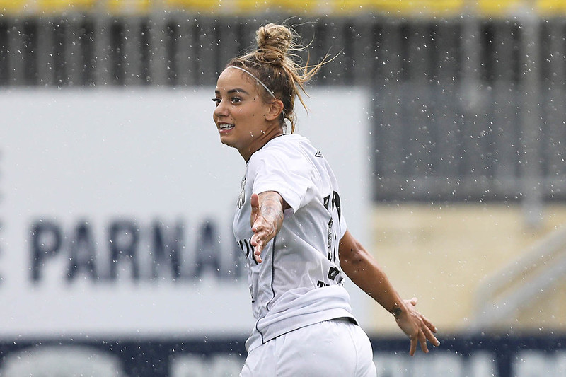 PAULISTA FEMININO: Santos vence Taubaté e assume a liderança