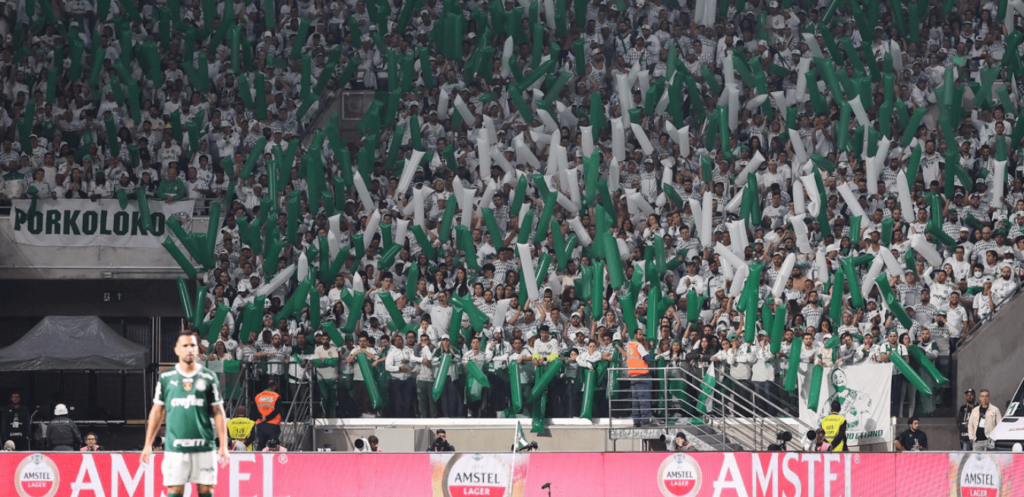 Não foi só o Palmeiras, a torcida também teve um dia ruim na Libertadores