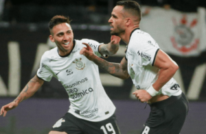 Corinthians 3 x 0 Fluminense - Timão dá nó no rival e está na final; Felipe Melo faz contra