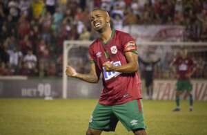 Paulista A2: Portuguesa Santista anuncia volta de meia destaque em 2016 e 2018