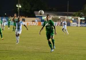 Série B: Chapecoense solicita à CBF, áudio da cabine do VAR, após derrota para o Londrina