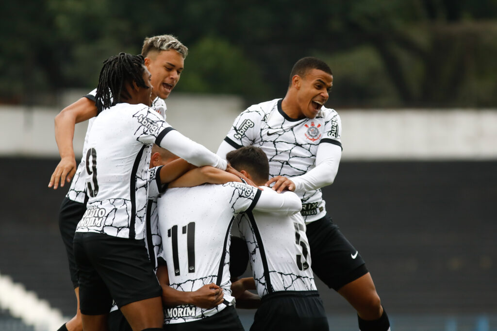 PAULISTA SUB-20: Corinthians vence Guarani fora de casa e depende apenas de si para classificar