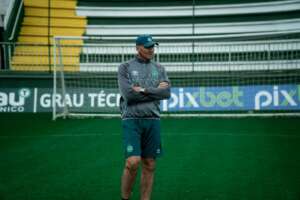 Série B: Treino da Chapecoense tem retorno de Willian Popp e Betinho no DM