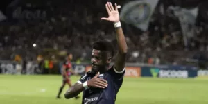 Paranaense: Jogadores deixam Remo para futebol estrangeiro