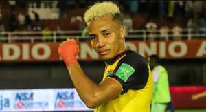 Copa do Mundo: Lateral do Equador confessa ser 'colombiano' e Chile volta a sonhar com vaga