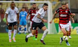 Libertadores: Final com tons vermelho e preto de Flamengo e Athletico
