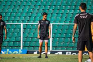 Série C: Mesmo em situação difícil, zagueiro do Figueirense mostra confiança pelo acesso