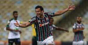 Após ações na Justiça, ex-atacante Fred busca acordos com Atlético-MG e Cruzeiro