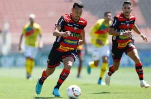 Noroeste acerta a contratação do atacante Léo Ceará