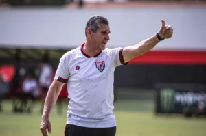 Série B: É oficial! Vasco anuncia Jorginho, ex-Atlético-GO, como treinador