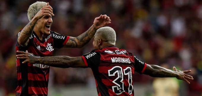 Flamengo 2 x 1 V´lez Sarsfield