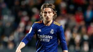Sobrecarga muscular faz Modric desfalcar o Real no Espanhol e Liga dos Campeões