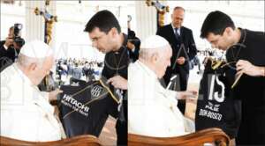 Padre, torcedor da Macaca, entrega camisa da Ponte Preta para Papa Francisco