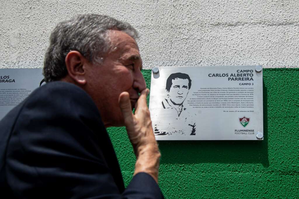 Parreira se emociona ao dar nome a campo do CT do Fluminense: ‘Eternamente grato’