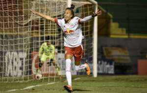 PAULISTA FEMININO: RB Bragantino supera Palmeiras e lidera com 100%