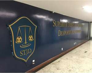 STJD pune Atlético-GO por racismo de torcedor