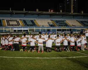 Série C: Vitória convoca torcida para trio elétrico e festa no Barradão