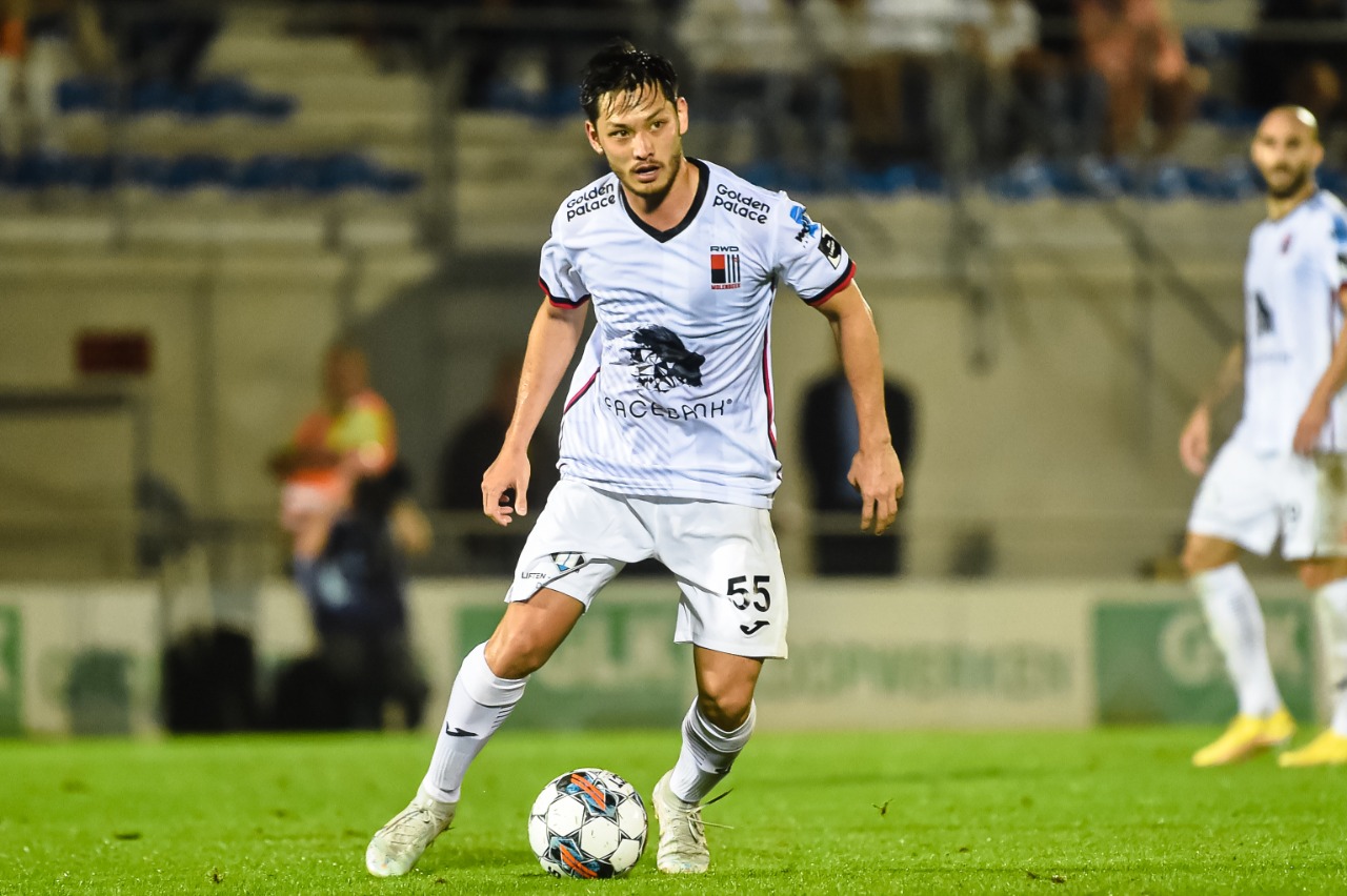 Oyama é destaque na estreia