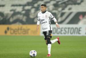 Adson, do Corinthians, é assaltado após empate com o São Paulo no Morumbi