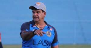 Goiano: Com sondagens, treinador quer definir futuro na Aparecidense