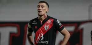 Baralhas garante elenco do Atlético-GO focado na briga contra o rebaixamento