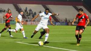 Avaí x Atlético-GO - Confronto direto contra a degola!