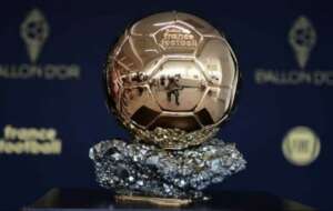 Vencedores da Bola de Ouro e The Best jamais conquistaram a Copa após prêmio