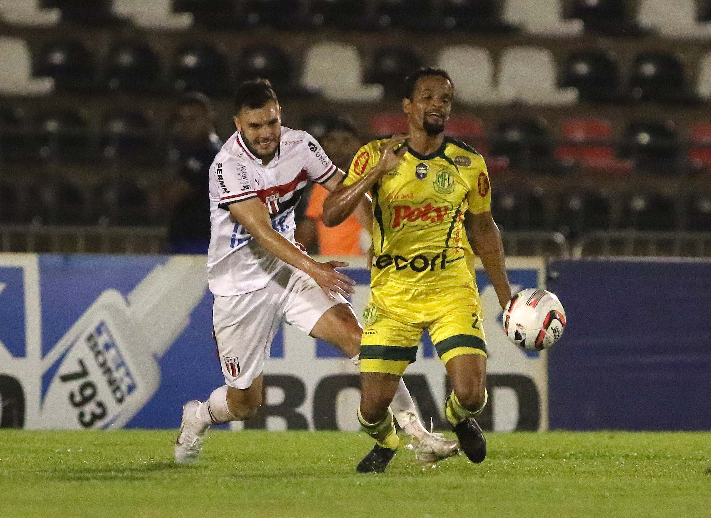 Mirassol joga melhor mas perde para o Botafogo-SP com gol no fim da partida