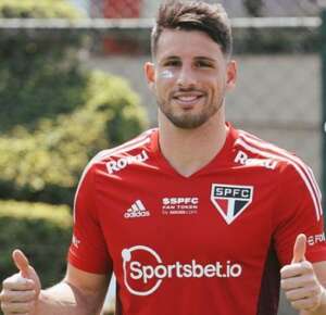 Às vésperas de decisão, Calleri completa 100 jogos pelo São Paulo