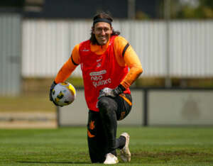 Corinthians aprimora finalizações para tentar surpreender o São Paulo no Morumbi