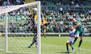 Chapecoense 1 x 0 CSA - Ufa ! Gol só aos 47 minutos